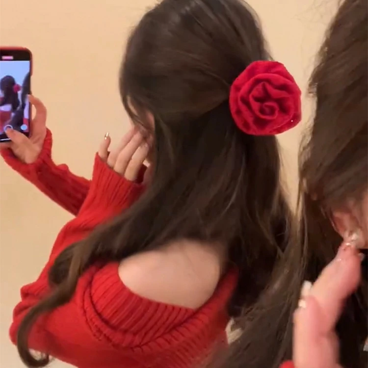 温柔显白红色玫瑰花发圈法式甜美立体花朵大肠圈发绳新年头绳发饰