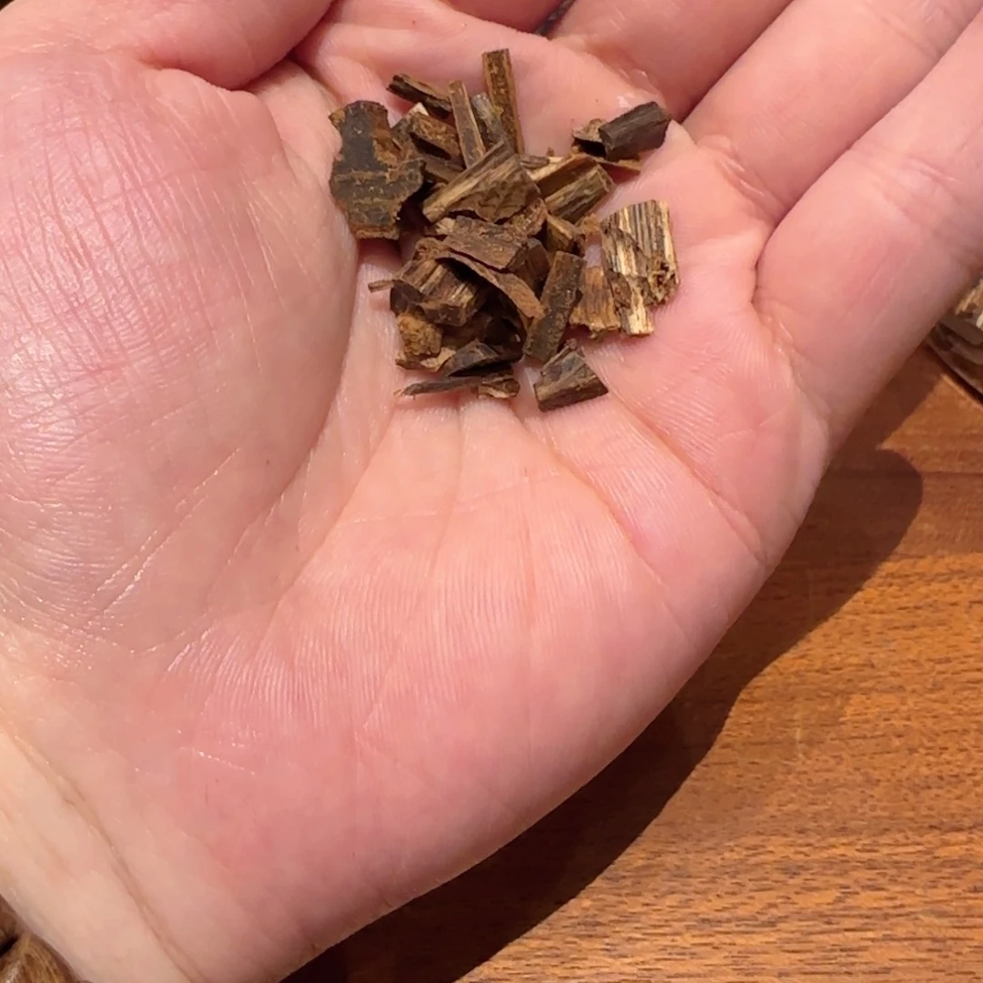 沉香吊坠M**Y越南芽庄油结白棋楠2g