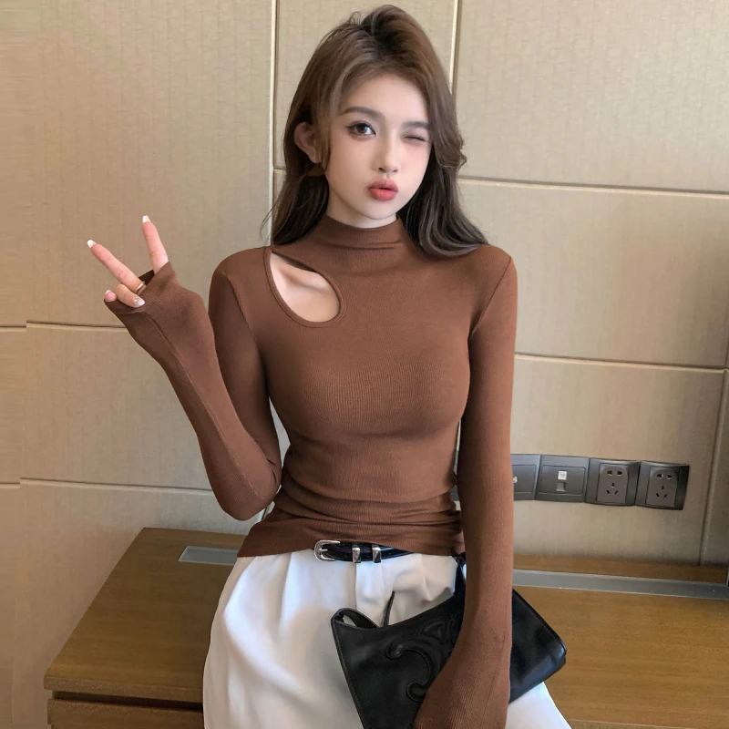 咖啡色螺纹半高领t恤长袖打底衫女镂空洋气内搭秋冬中领修身上衣