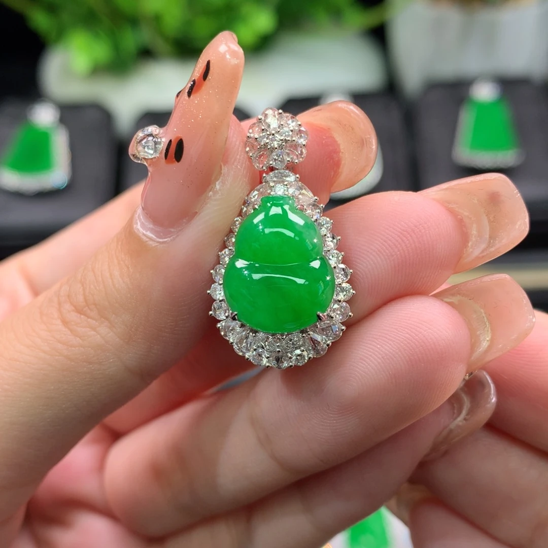 翡翠吊坠(不含链)18K金镶嵌品质葫芦