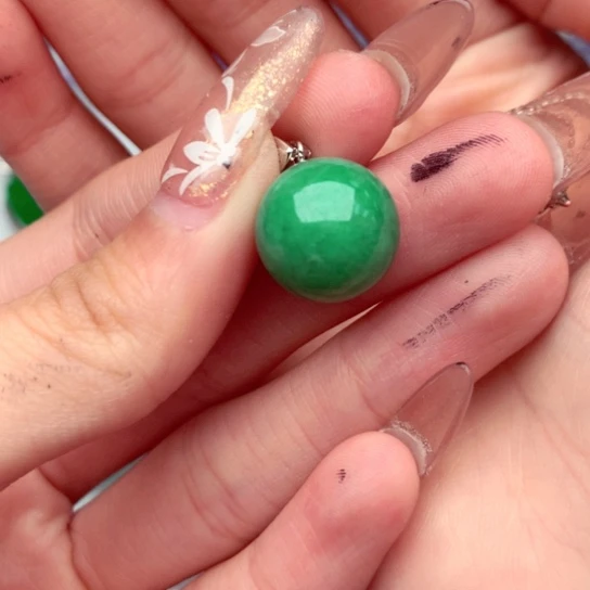 翡翠吊坠(不含链)未镶嵌多样性发货1个