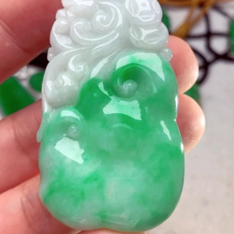 翡翠吊坠(不含链)未镶嵌