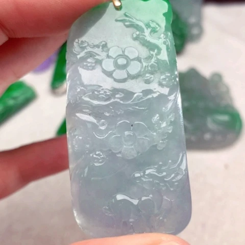 翡翠吊坠(不含链)未镶嵌