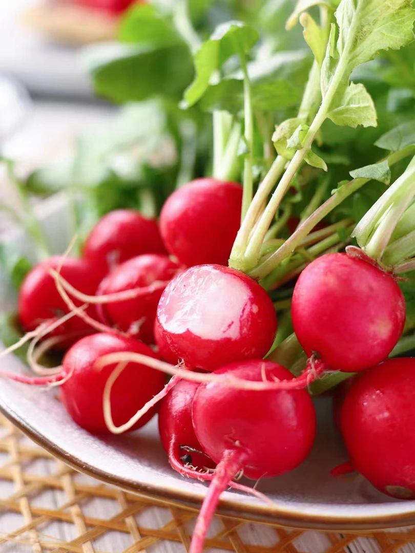 湖北农家新鲜小红萝卜 湖北应季辣萝卜新鲜脆嫩多汁2斤起包邮