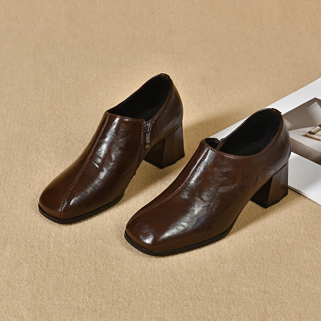 真皮方头粗跟英伦风单鞋女2024年春秋新款时尚百搭深口侧拉链单鞋