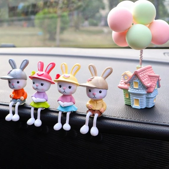 汽车中控台小兔子摆件可爱个性创意公仔车载卡通女神网红车内装饰