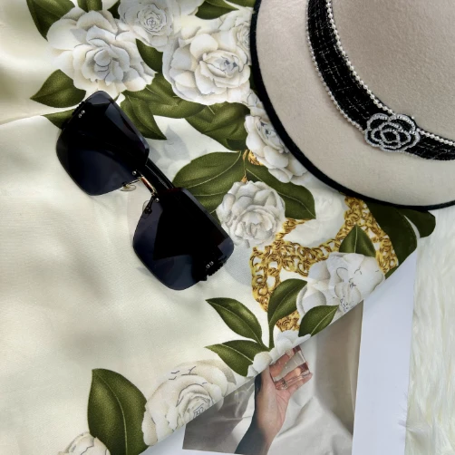 【栀子同心】气质丽景缎丝巾百搭高档大方女士长巾90x180左右（1343）