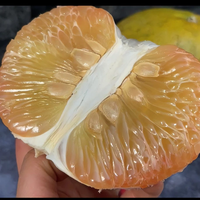 【顺丰包邮】ICK新鲜泰国金柚一份2/5个3.8斤左右，去外皮洗手拨肉