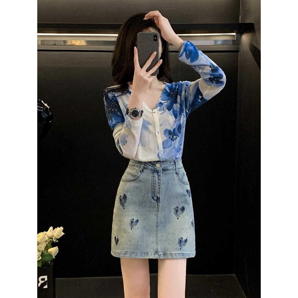 入秋搭配一整套时尚套装女炸街独特绝美印花上衣高腰短裙两件套装