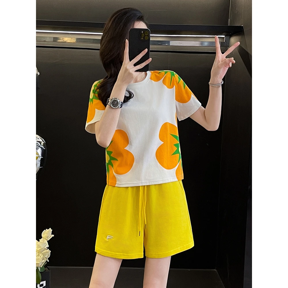 炸街黄色休闲运动套装女夏季减龄洋气印花花朵短袖高腰短裤两件套