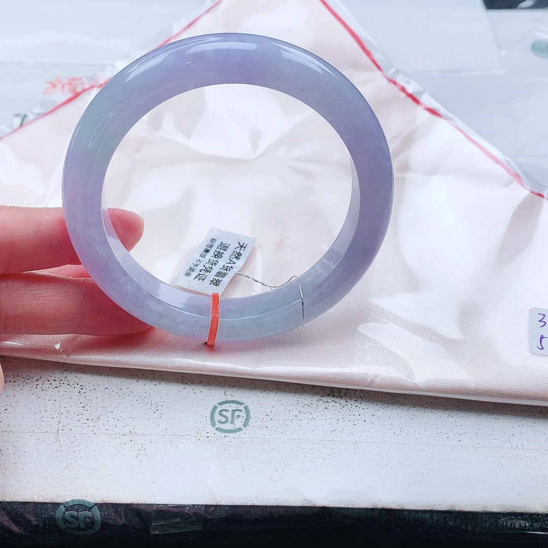 翡翠手镯未镶嵌天然翡翠手镯