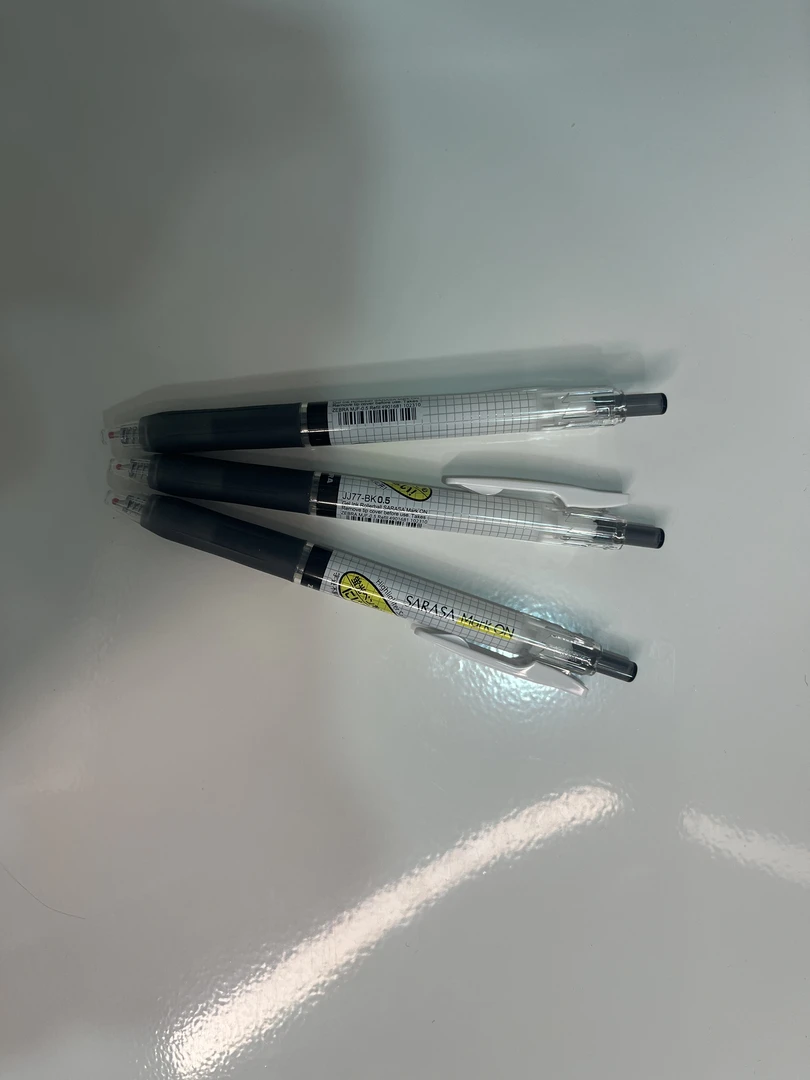 EC03  jj77黑色0.5中性笔三支