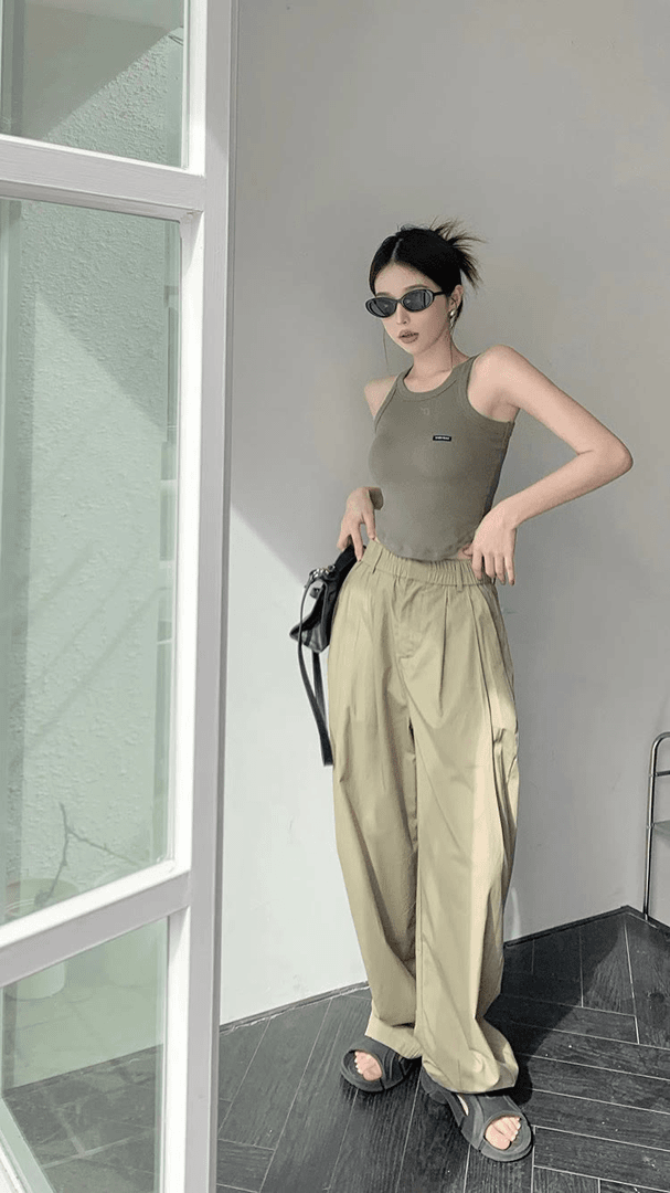 背心吊带女士夏季新款美式辣妹圆领纯色休闲短款百搭打底无袖上衣