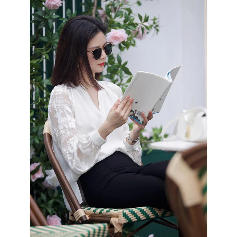 SS2209白雪皓皓~法式上衣别致小衫高级设计感小众白色衬衫