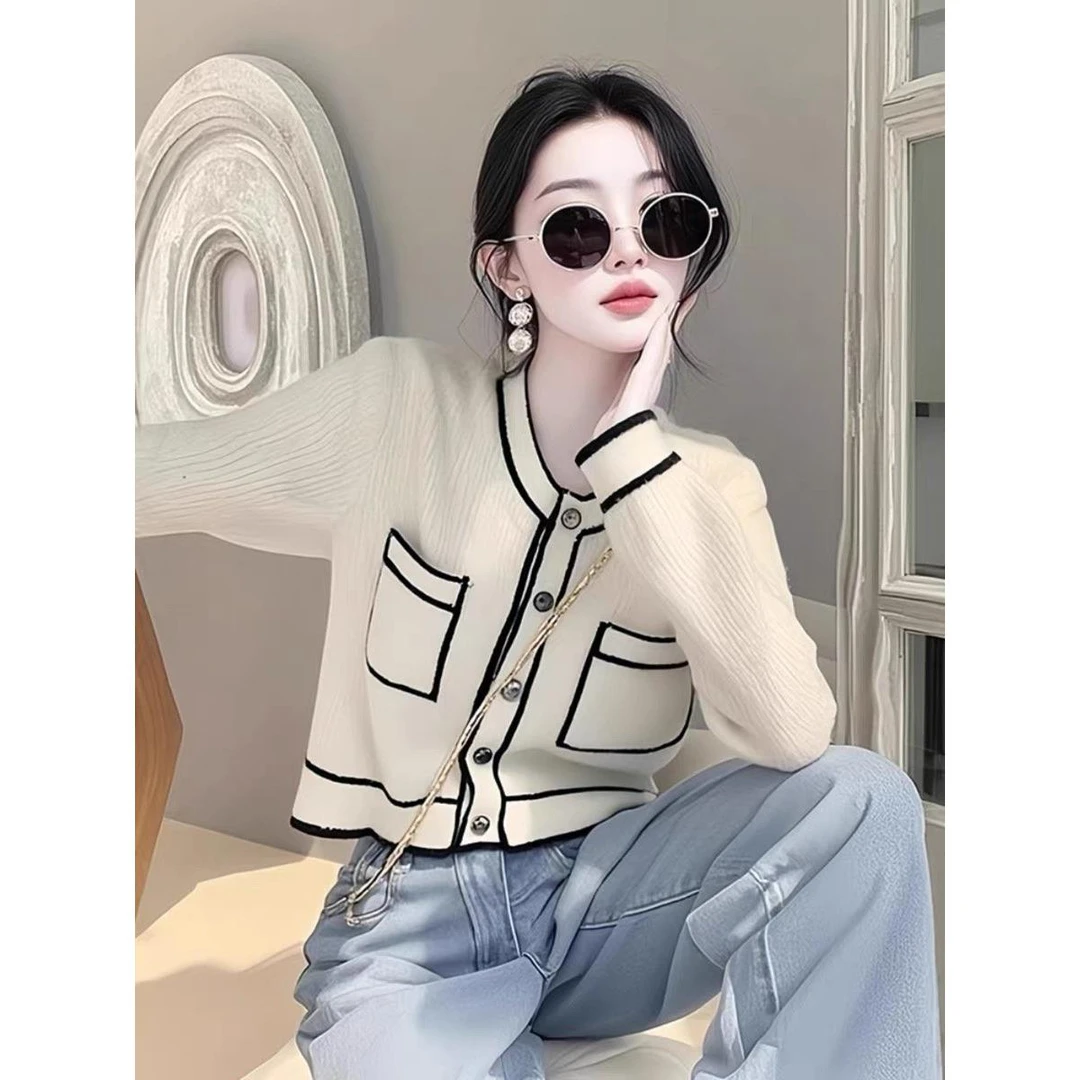 SS105小香风白色外搭毛衣针织开衫女2024秋冬季氛围感穿搭上衣