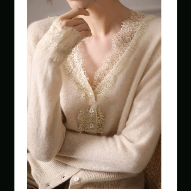 SS1087优雅精致打底衫女法式白色漂亮小衫拼接蕾丝v领针织毛衣