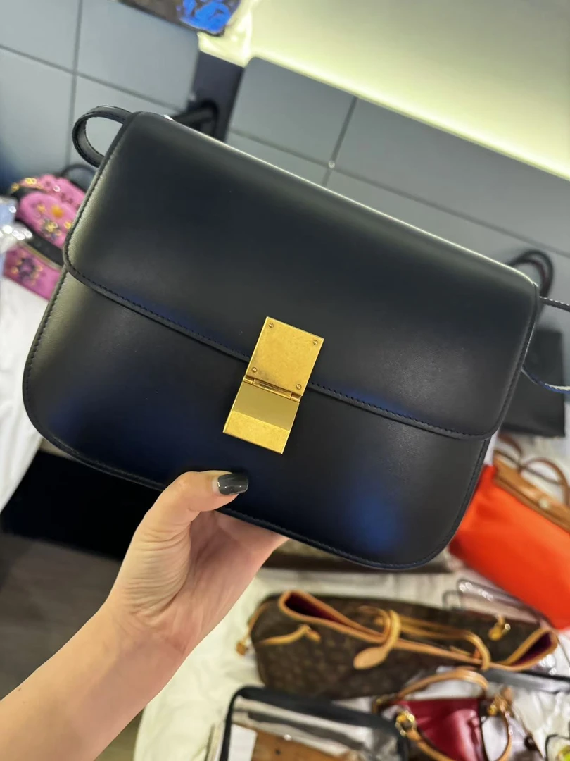 95新 Celine/思琳 包展 黑色box豆腐包