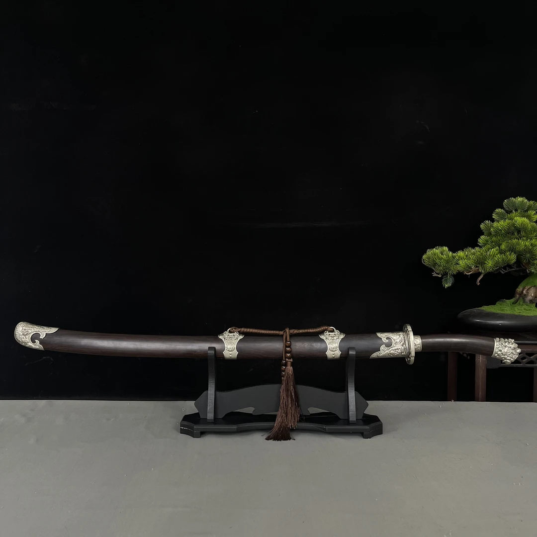 狮王清刀玉钢镜面冰裂纹烧刃白铜黑檀木龙泉收藏（上韵刀剑）未开刃