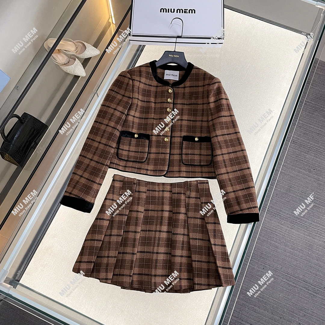 Miumem24冬季法式复古格纹小香风短外套+百褶短裙套装DY5861