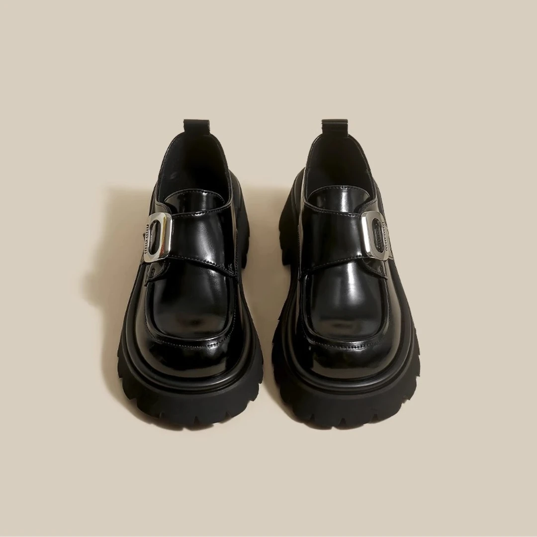 达芙妮2023新款百搭乐福鞋新品法式厚底圆头魔术贴设计一脚蹬单鞋