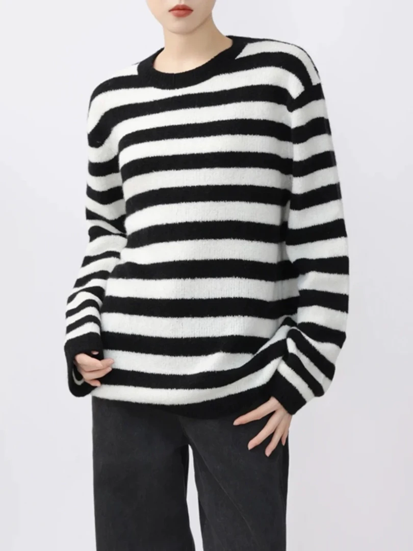 【商场同款】秋冬新款时尚慵懒风圆领百搭宽松条纹针织毛衣1399750
