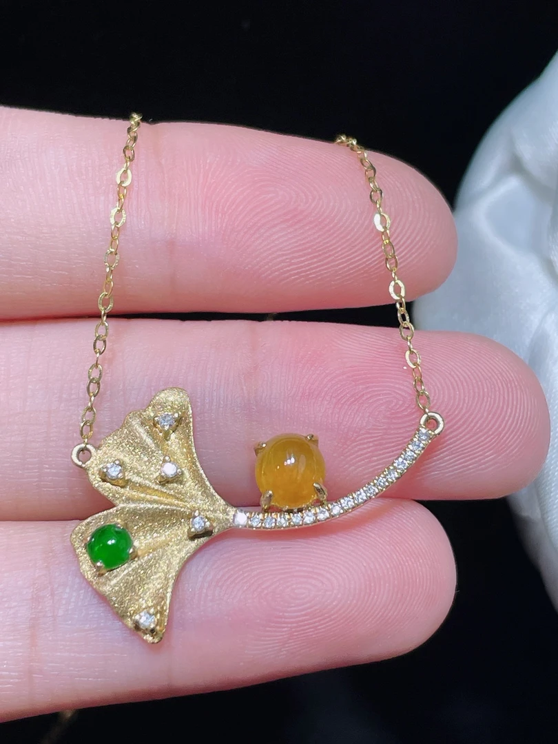 天然翡翠a货 黄翡拼满绿蛋面锁骨项链吊坠 18k金伴钻镶嵌