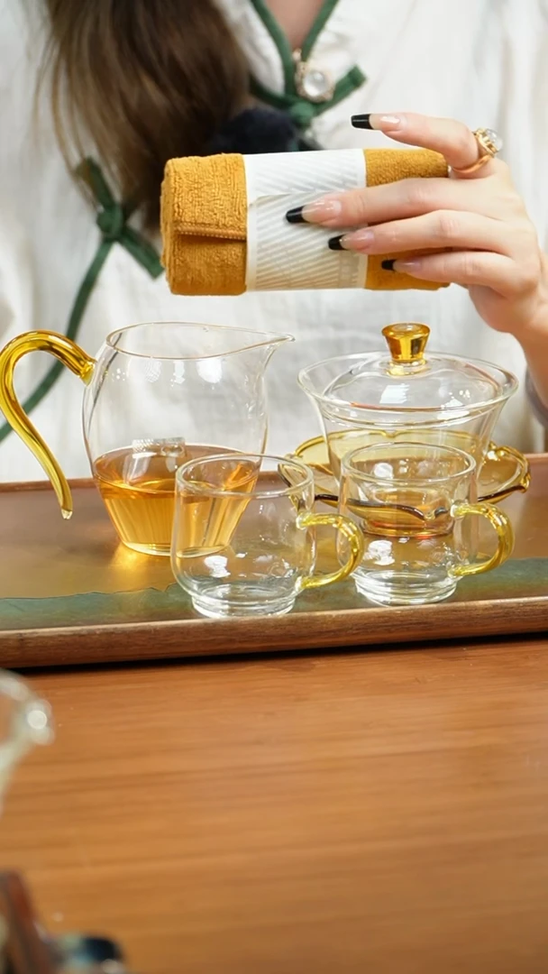 【闪购商品】·浅黄/荷叶盖碗+怡然+水月杯2入+茶巾