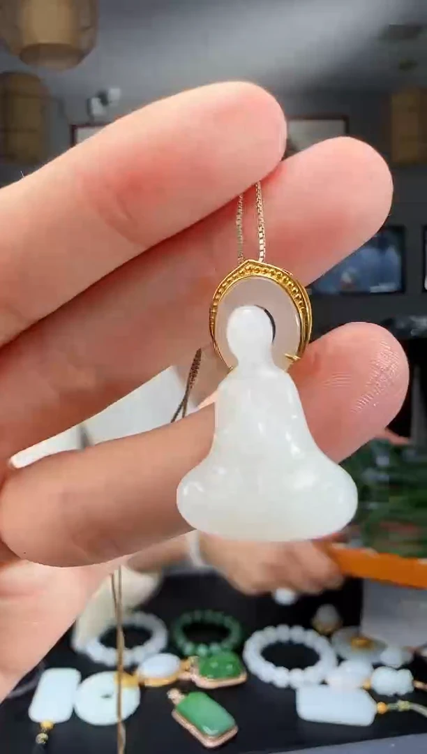 【闪购商品】和田玉吊坠(不含链)18K金镶嵌1