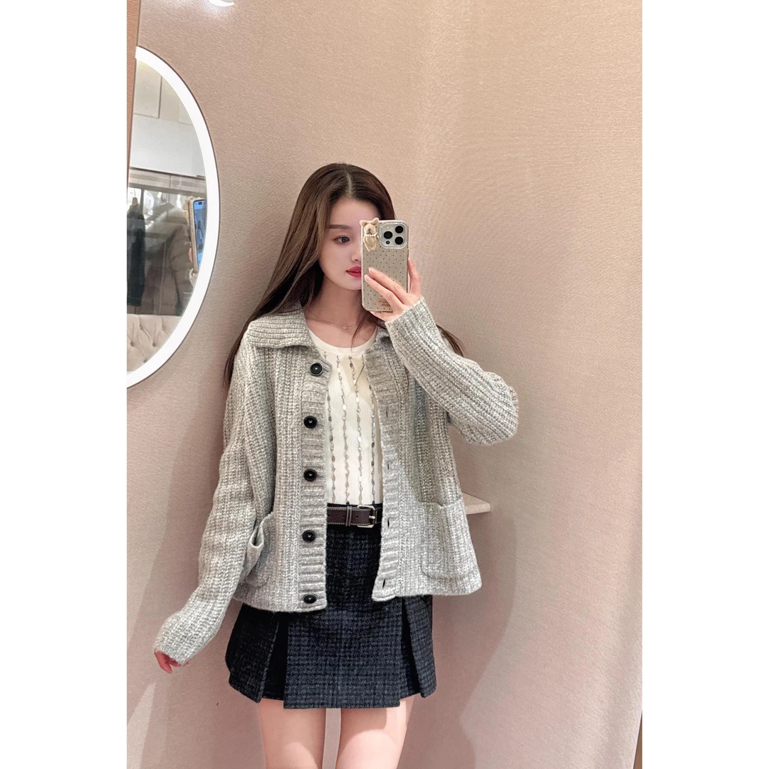 【DÉ MYSTÈRE】冬季新款闪耀复古针织开衫外套上衣女GFC1050776