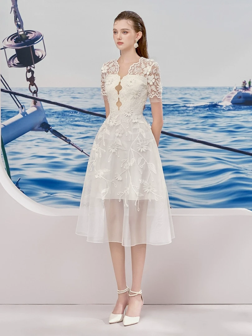 【DÉ MYSTÈRE】小众设计师优雅气质蕾丝立体花修身连衣裙GQW68009