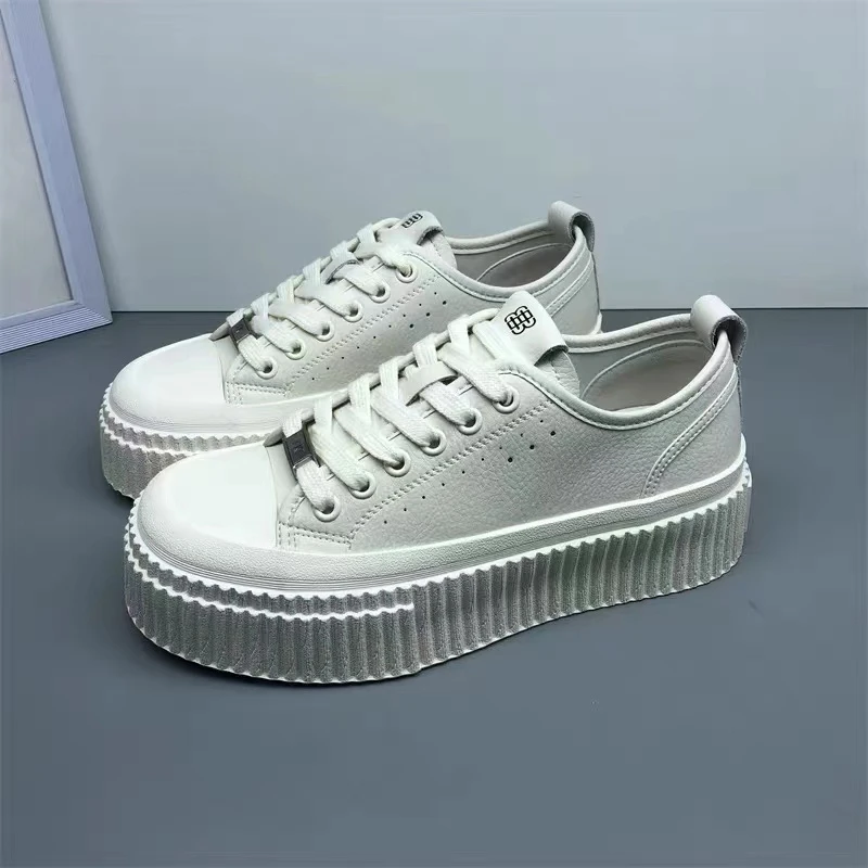 奥21A09  110  新款牛皮小白鞋时尚百搭休闲鞋软底防滑真皮板鞋