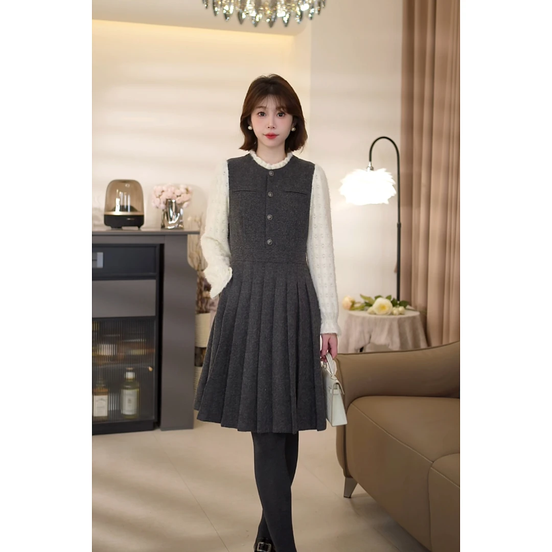 斯洋洋冬季百搭温暖经典减龄羊毛呢假俩件连衣裙LYQ411A060SYY