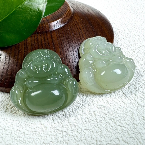 天然和田玉佛公高品质大肚佛吊坠弥勒佛多样性发货 拍一发一