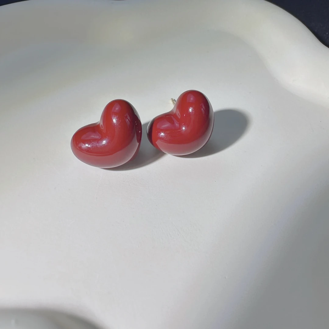 铜合金耳饰 流行色安格拉红耳钉时尚少女可爱简约精致