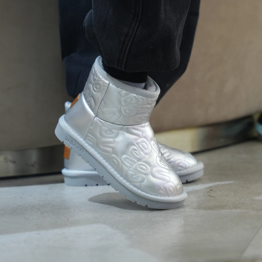 【新疆包邮】608雪地靴男女童时尚加绒乌市发货冬季