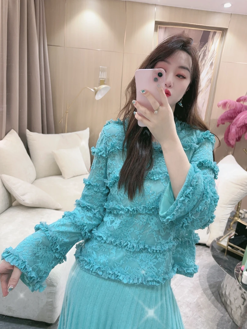 DC【柔软浪花】秋冬爆款洋气水溶蕾丝渐层百搭气质上衣