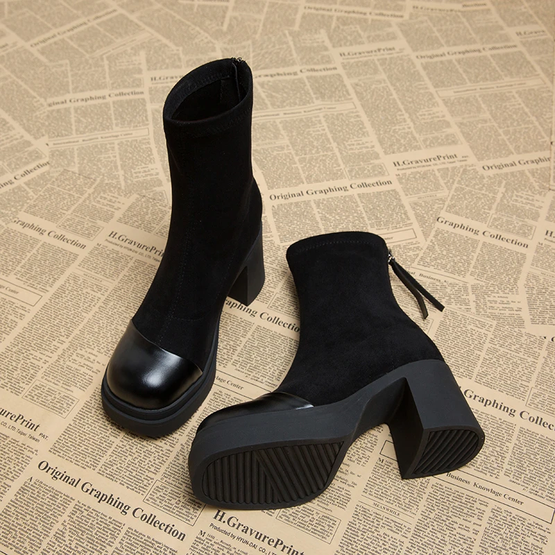 拾姑娘113-5 2024厚底马丁靴爆款超火瘦瘦靴秋冬女鞋学院风短靴