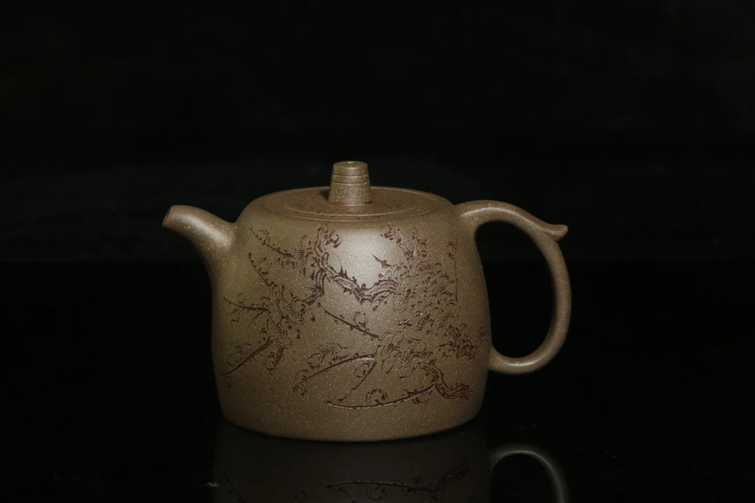 宝铎青段梅花刻绘