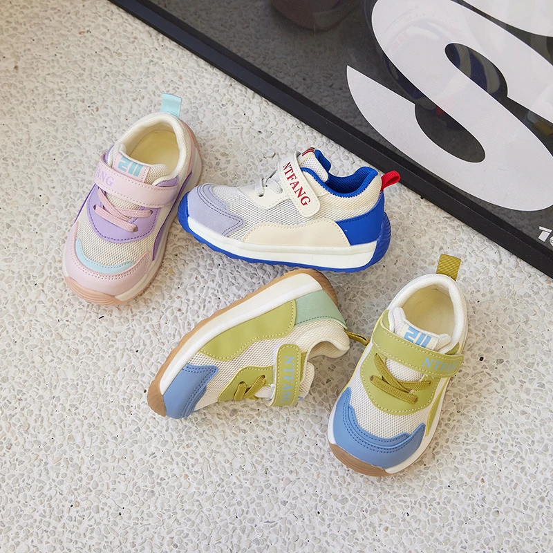 春秋新款网面儿童运动鞋男女宝软底防滑百搭机能鞋阿甘鞋板鞋7955