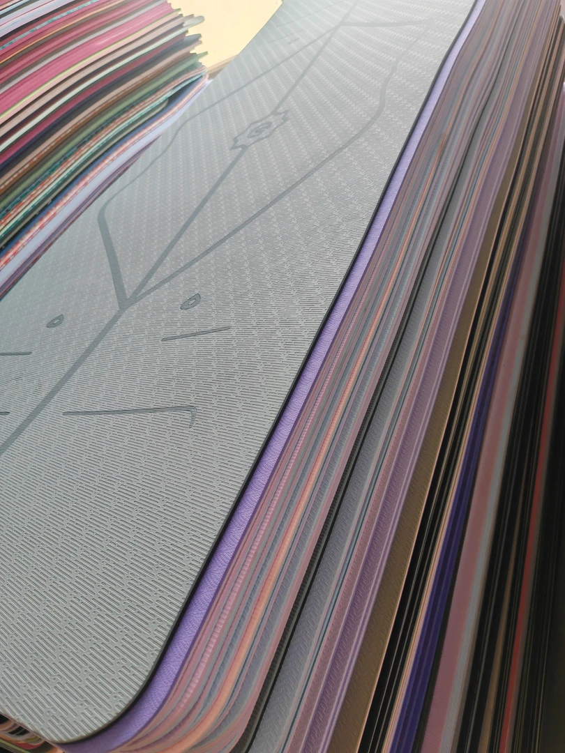 微瑕瑜伽垫子地垫运动家用健身垫防滑减震隔音防震加厚静音加大垫