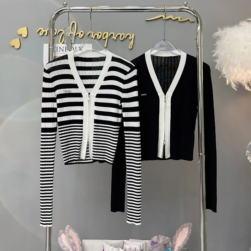 【129 】|殴+|辣妹风针织外套女秋季条纹V领拉链薄款开衫上衣