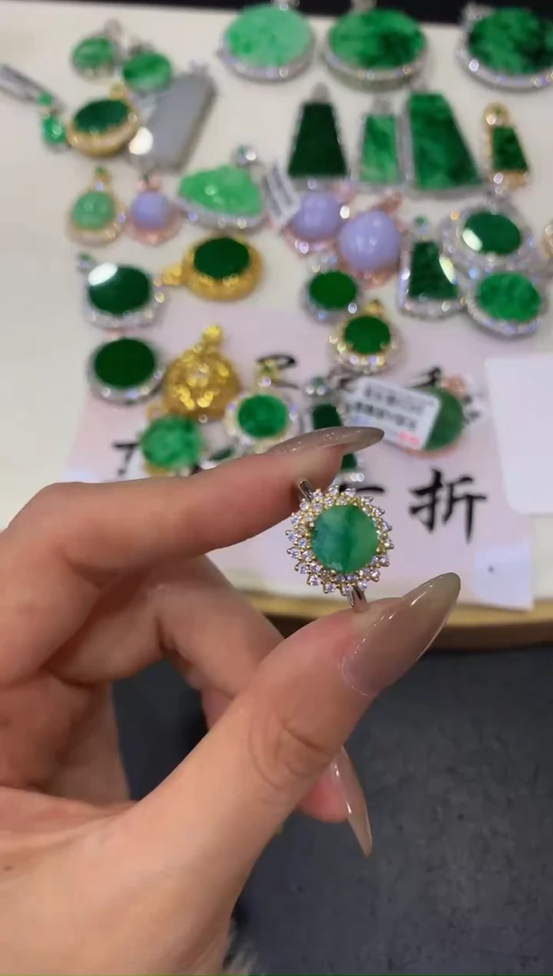 【闪购商品】翡翠团购银S925镶嵌92多人多样性随机发货1件