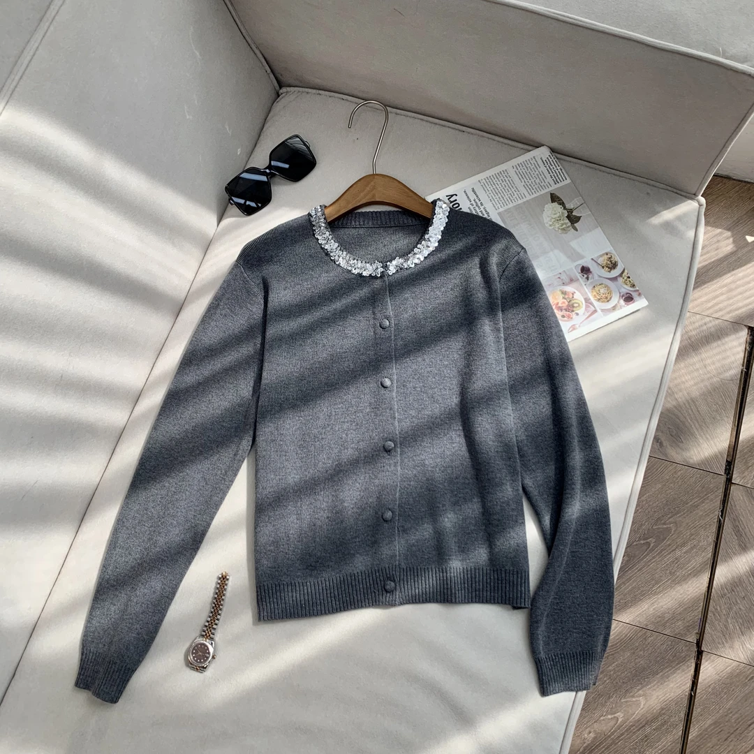 【南油子宸】领口亮片灰色圆领针织开衫‘’秋冬长袖毛衣女 800183