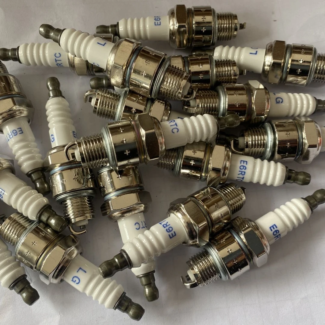 宗申24V驻车发电机手提式车载发电机通用火花塞火嘴配件