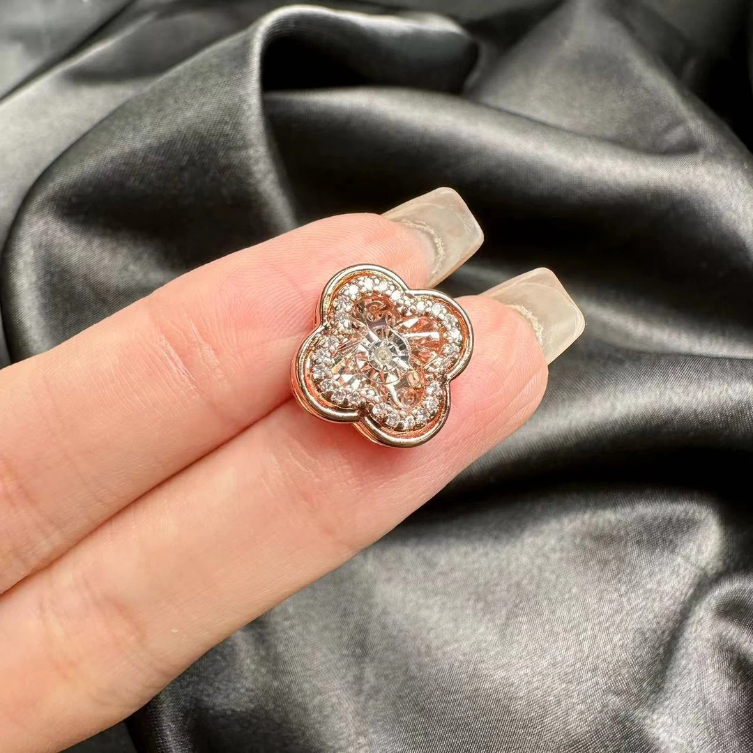 钻石四叶草吊坠C216赠链礼盒(多样性发)