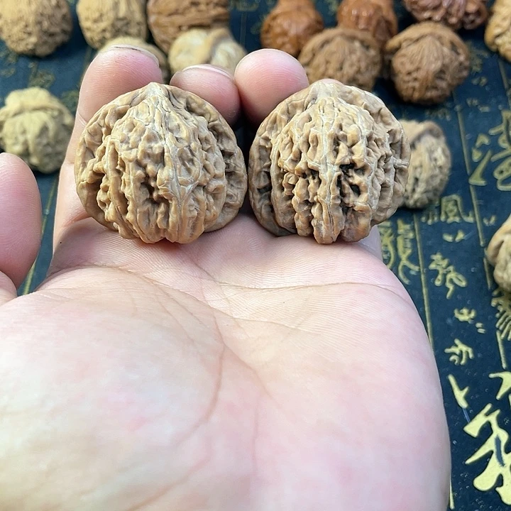 文玩核桃吊坠15四座楼41尺寸