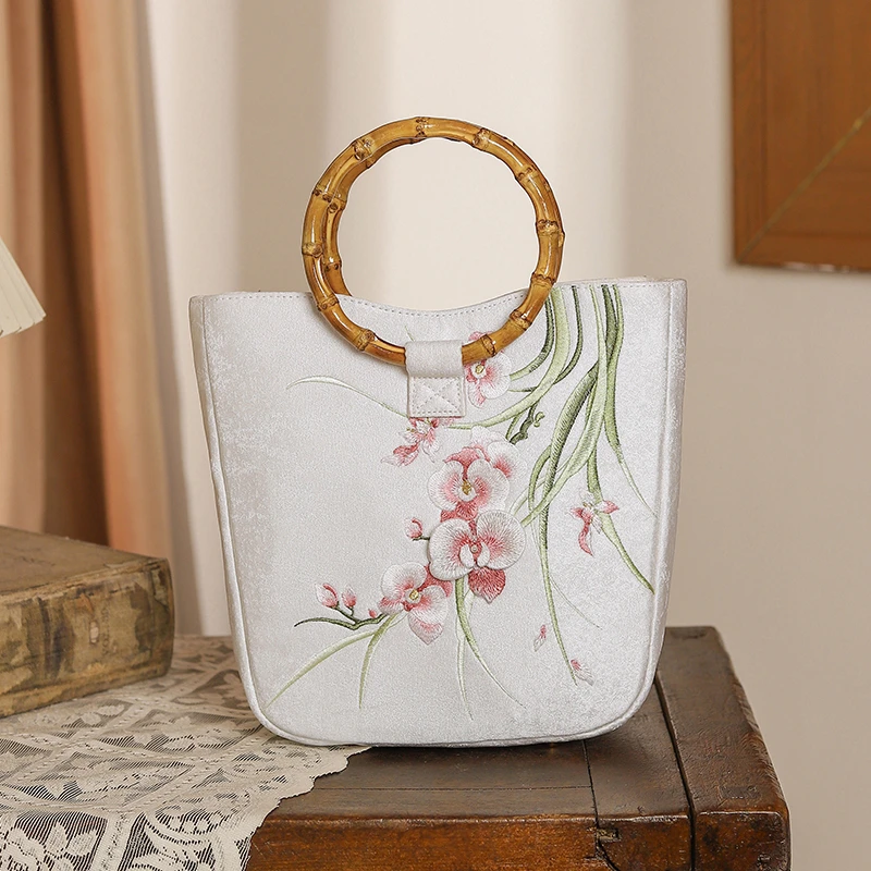【粉蝶兰】新中式国风文艺中国风百搭女士竹节绣花复古风手提包立体