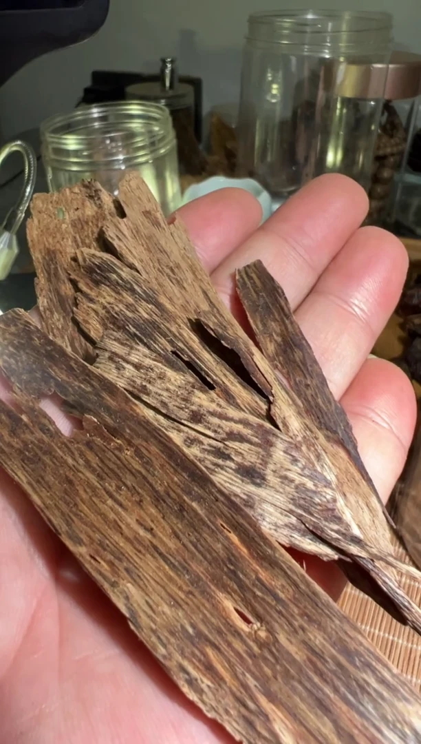 【闪购商品】沉香菩萨棋碎料6.2克