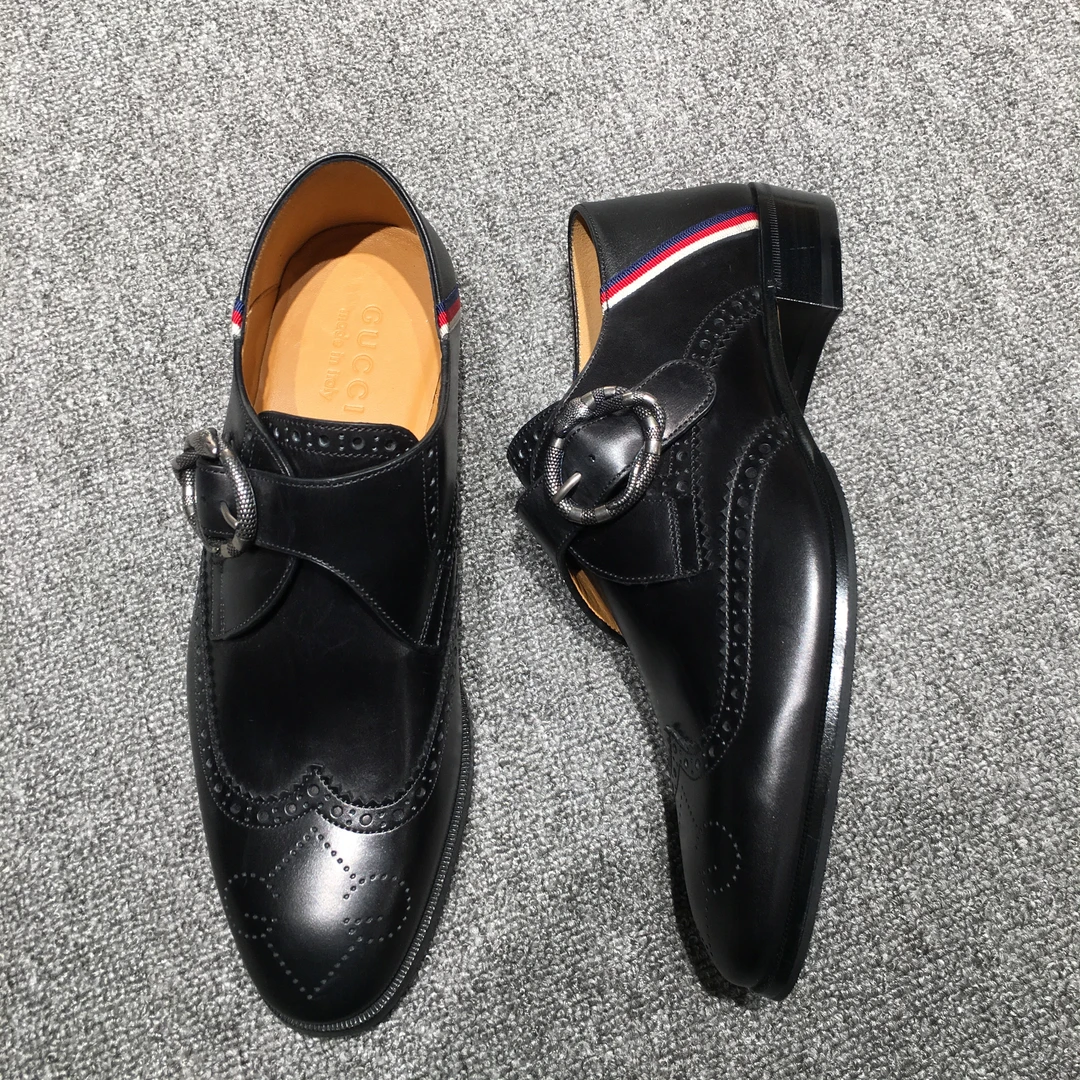 全新未使用 GUCCI/古驰 酒神扣皮鞋男士黑色乐福鞋商务男鞋无配件
