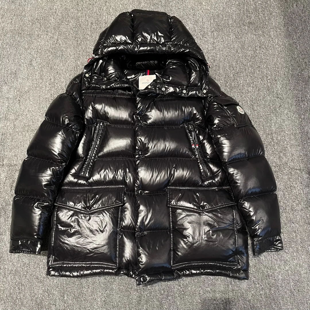 全新未使用 MONCLER 盟可睐蒙口秋冬连帽羽绒服外套帽子男士黑